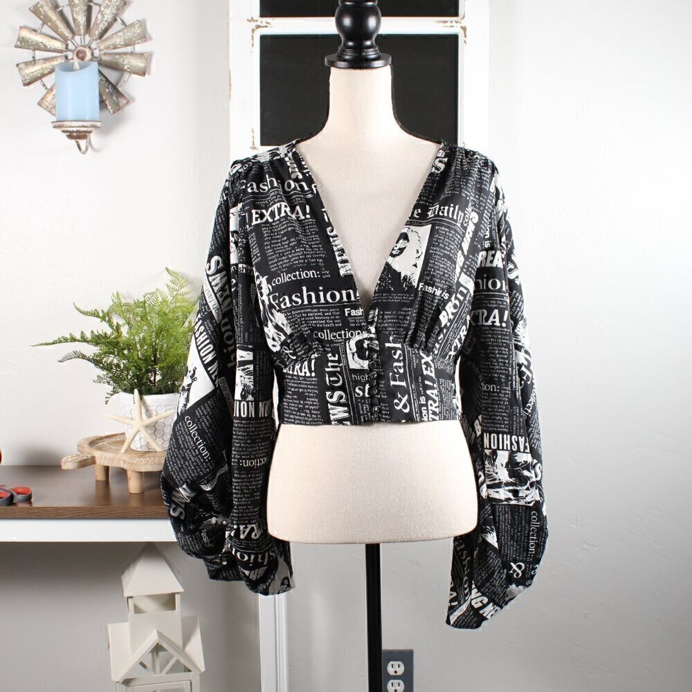 Live 4 Truth Black White Crop - Fashion News - Size Large - Picture 2 of 10